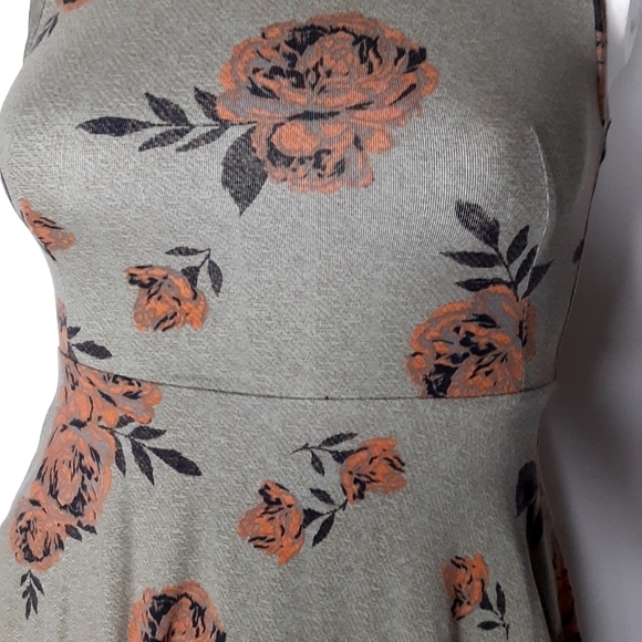 Van's floral skater dress sz xs - Picture 3 of 6
